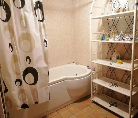 Casa Delle Rose Taverna Apartment *