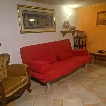 Casa Delle Rose Taverna Apartment
