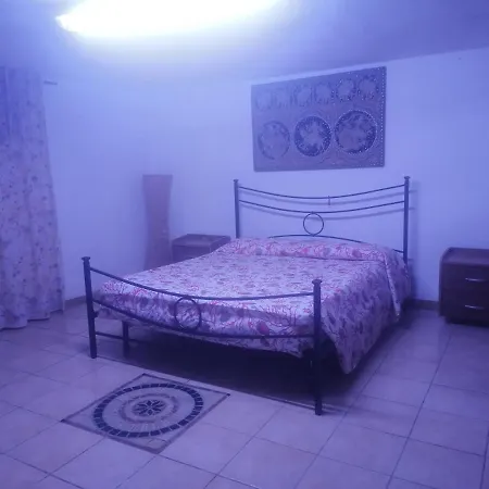 Casa Delle Rose Taverna Apartment
